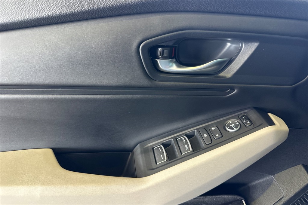 2025 Honda Accord SE photo 11