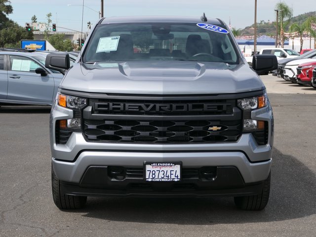 2025 Chevrolet Silverado Custom photo 9