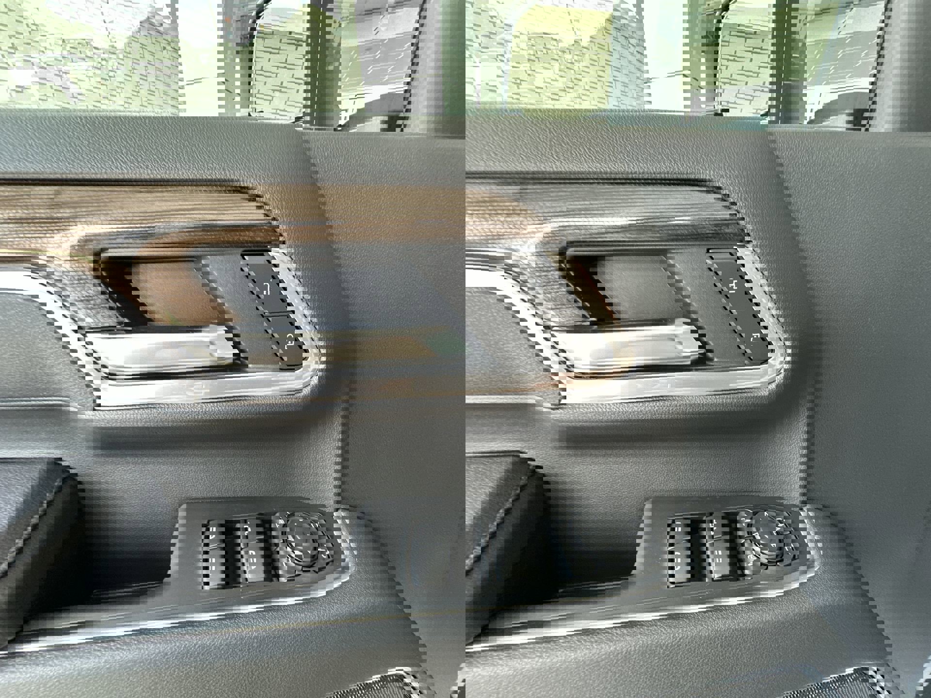 2025 Chevrolet Silverado 2500HD LT photo 21