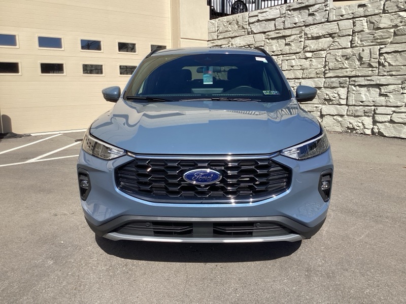 2026 Ford Escape Hybrid ST-Line Select photo 2