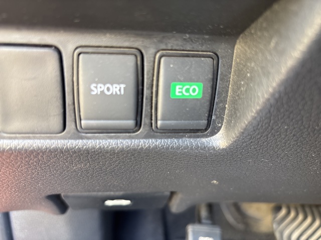 2019 Nissan Rogue SV photo 23
