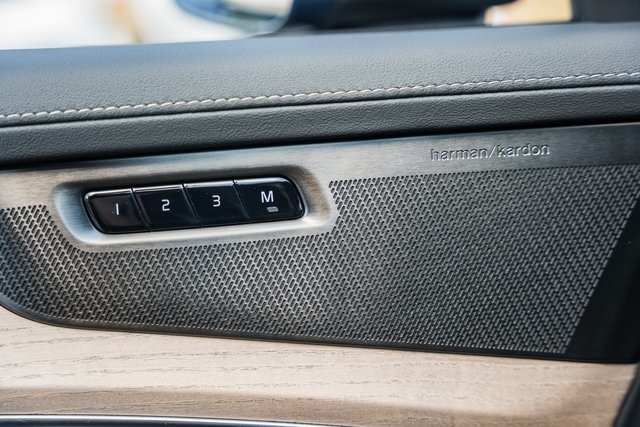 2026 Volvo XC90 photo 32