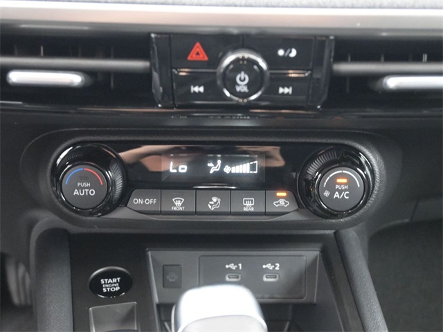 2026 Nissan Kicks SV photo 4