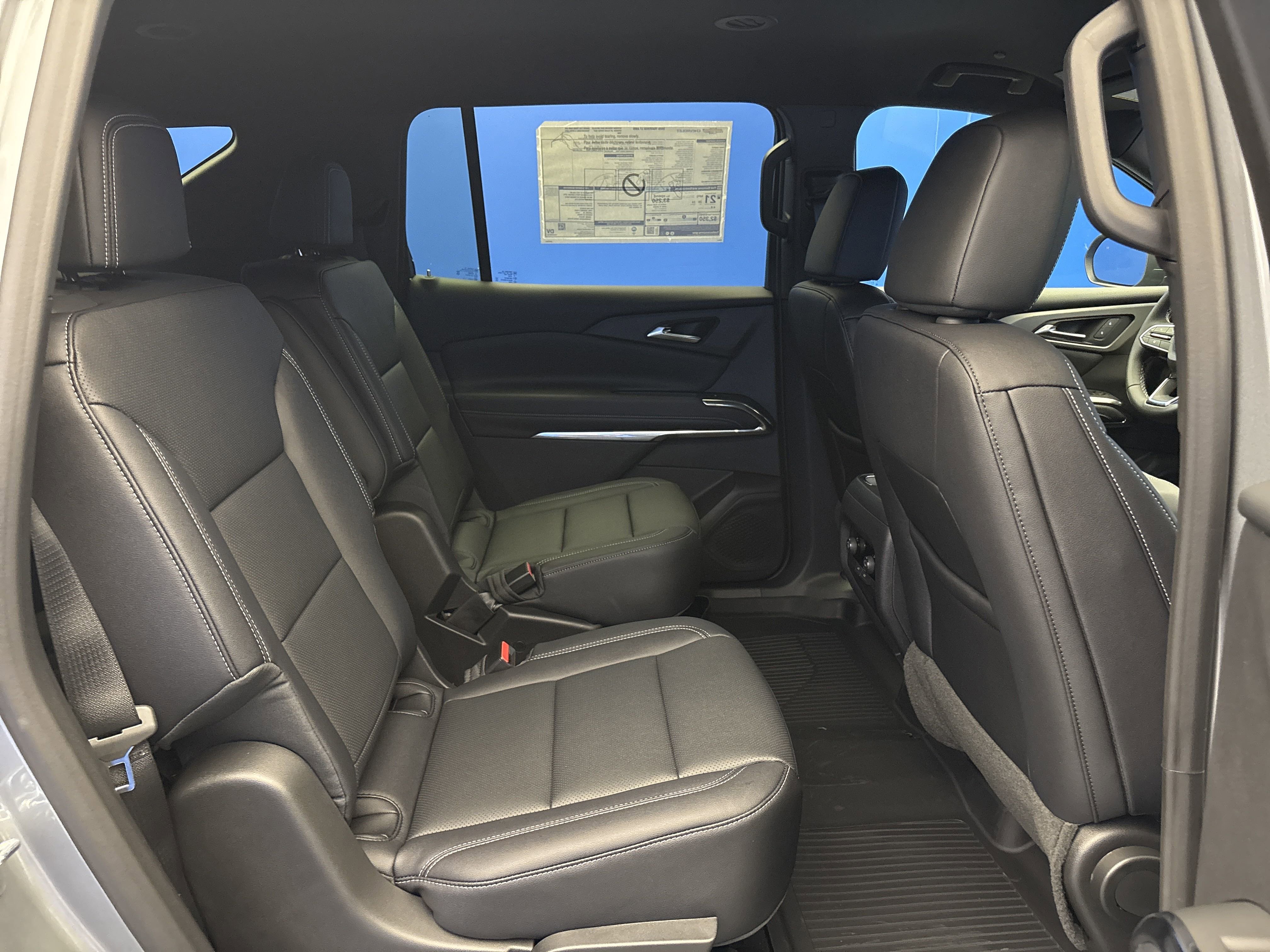 2026 Chevrolet Traverse photo 22