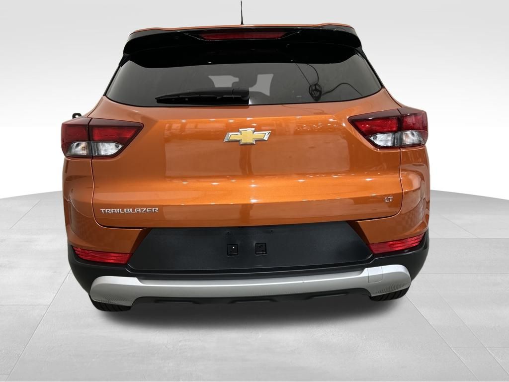 2023 Chevrolet Trailblazer LT photo 9
