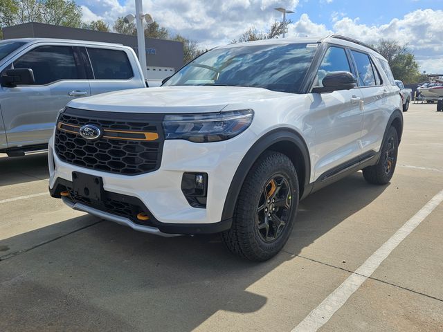 2026 Ford Explorer photo 2