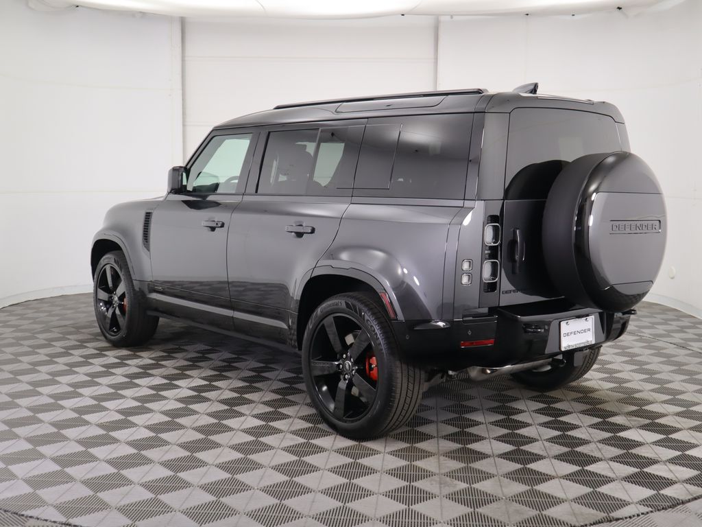 2025 Land Rover Defender 110 X photo 7