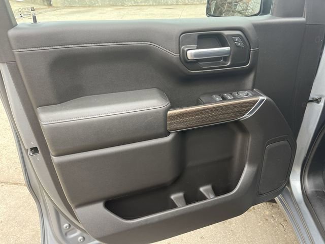 2020 Chevrolet Silverado 1500 LT photo 2