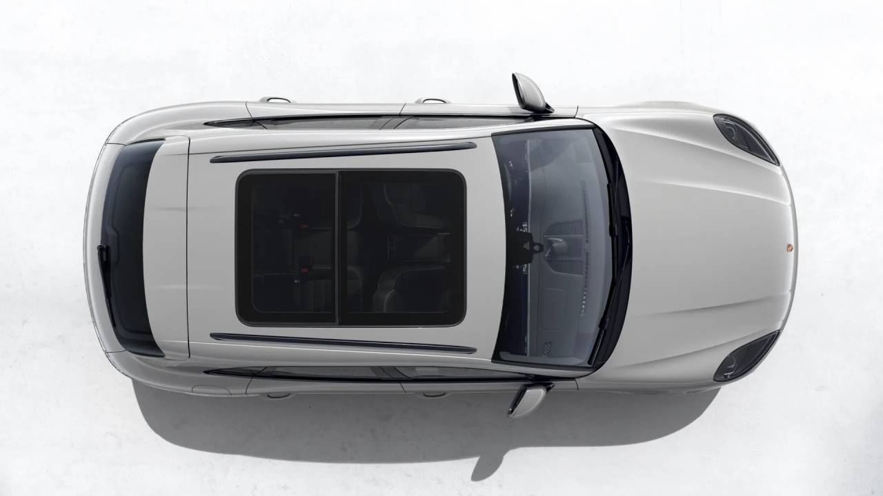 2026 Porsche Macan T photo 5