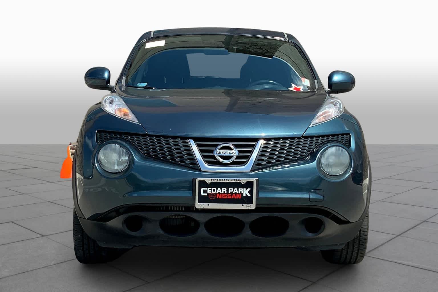 2013 Nissan Juke SV photo 3