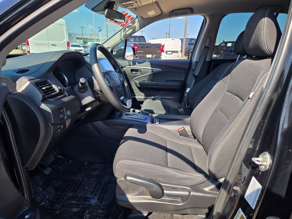 2022 Honda Ridgeline Sport photo 18