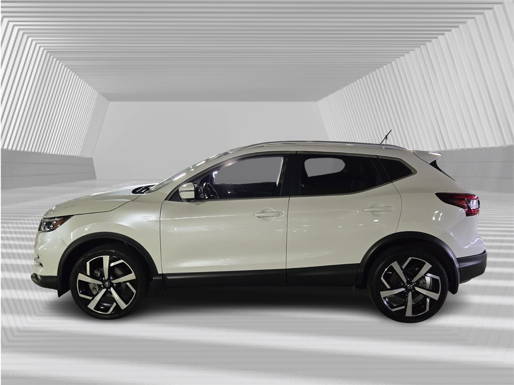 2021 Nissan Rogue Sport SL photo 3