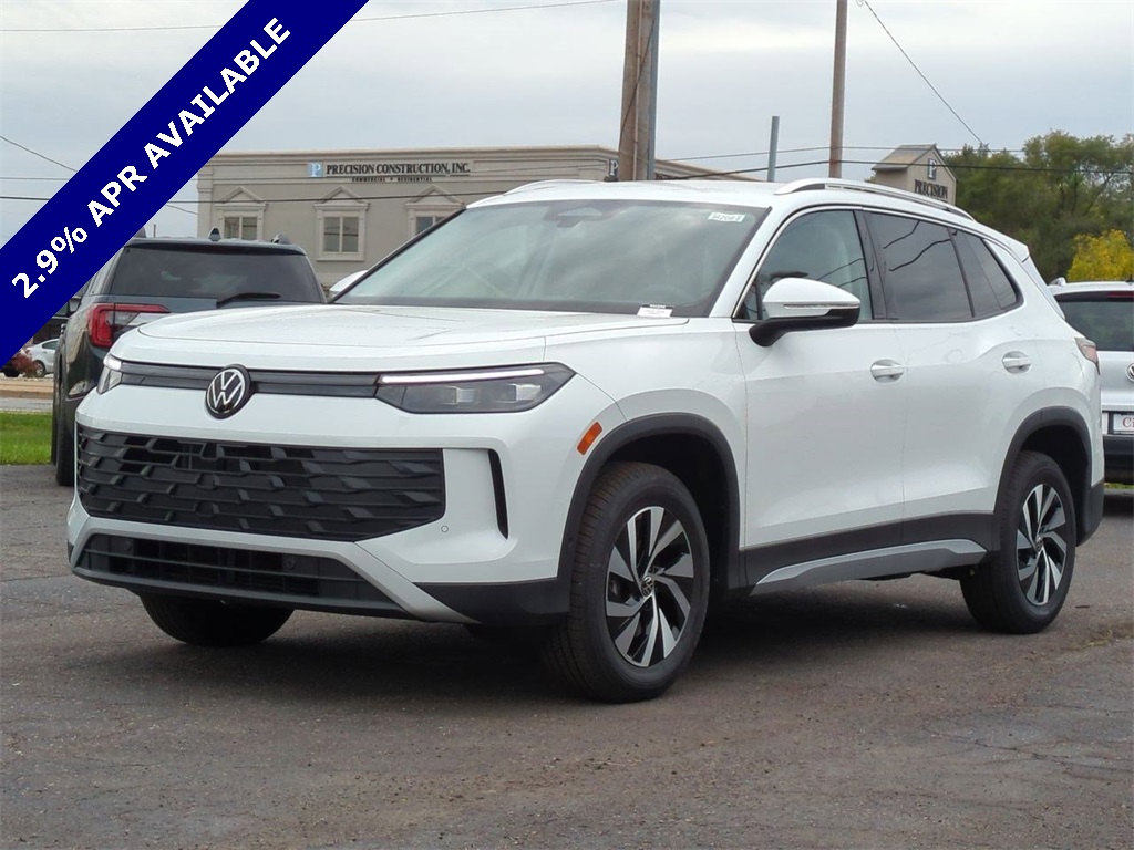 2025 Volkswagen Tiguan S photo 4