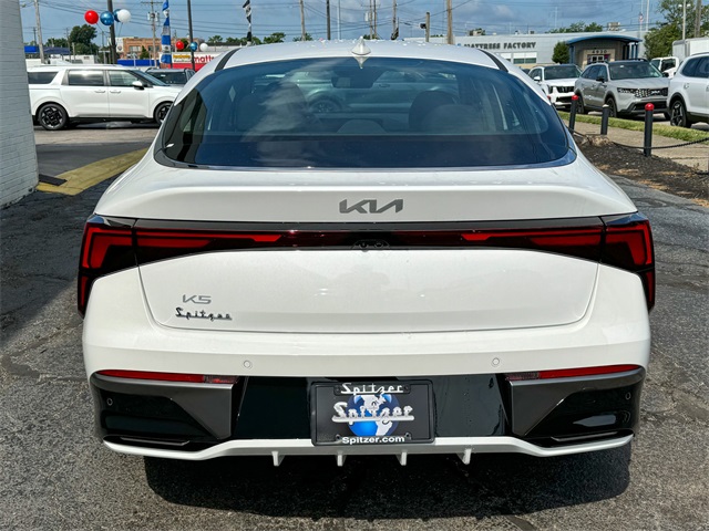 2025 Kia K5 LXS photo 5