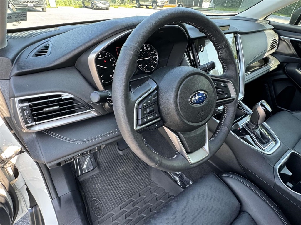 2025 Subaru Outback Limited XT photo 2