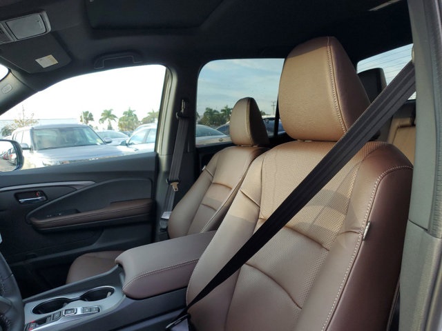 2025 Honda Ridgeline RTL photo 17