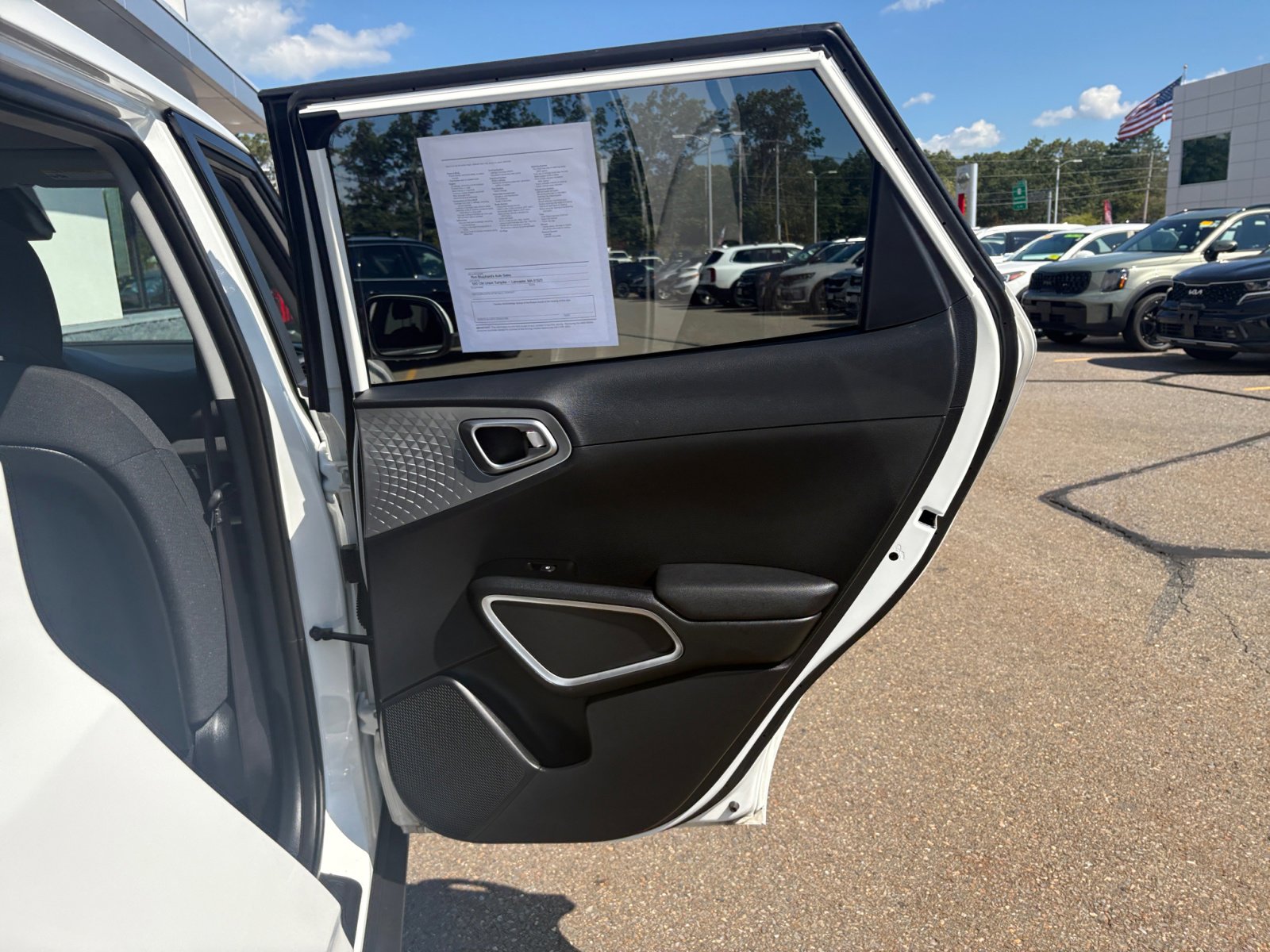 2024 Kia Soul LX photo 31