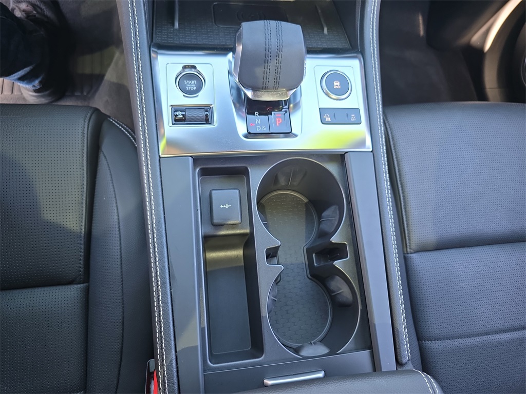2025 Jaguar F-PACE P250 R-Dynamic S photo 22