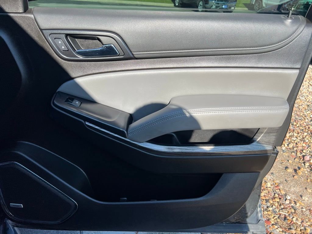 2020 Chevrolet Tahoe LT photo 28