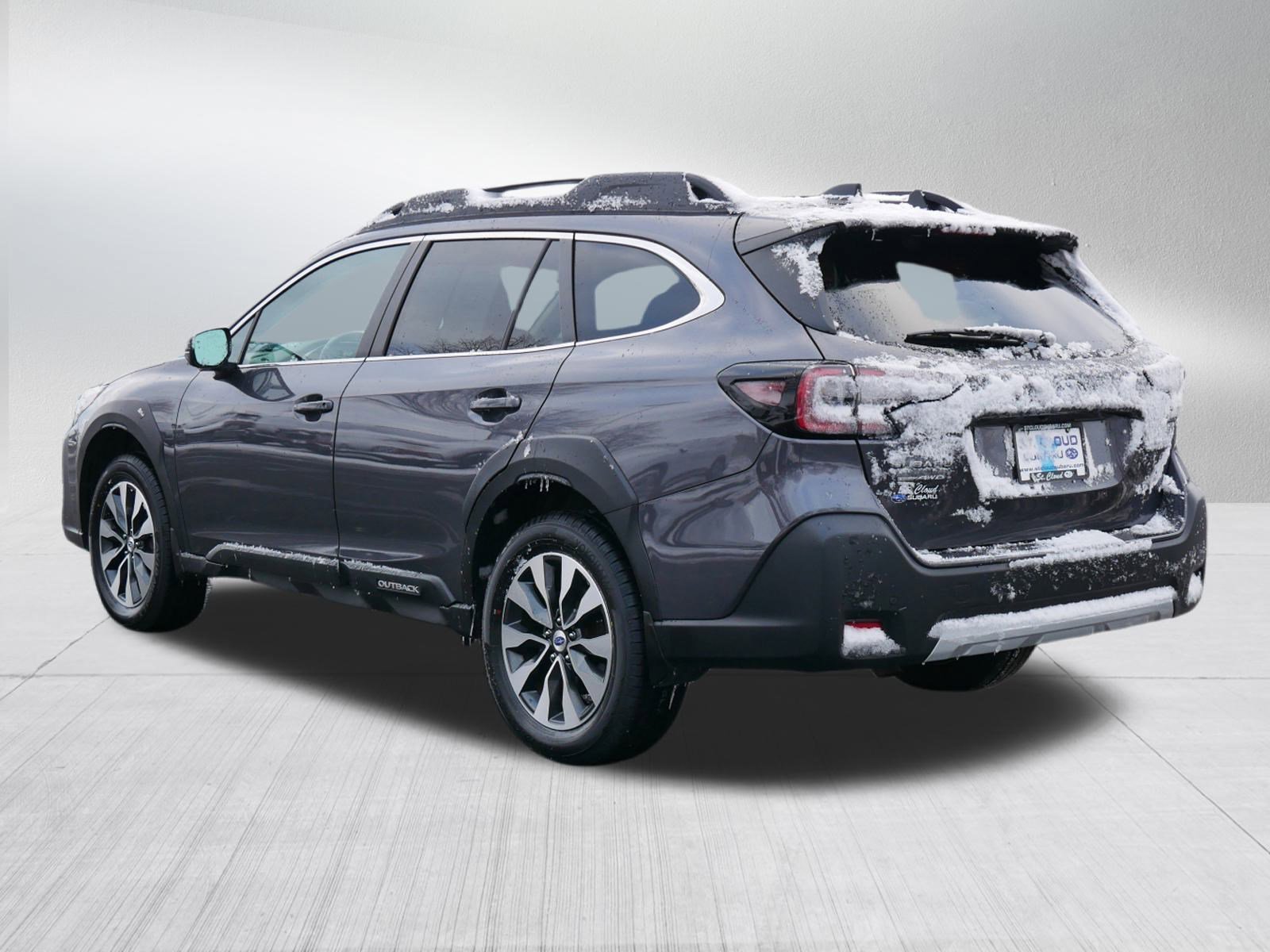 2023 Subaru Outback Limited photo 4