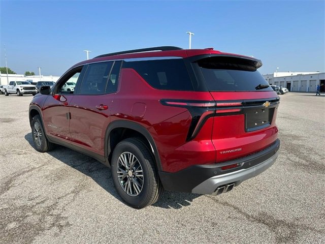 2025 Chevrolet Traverse photo 3