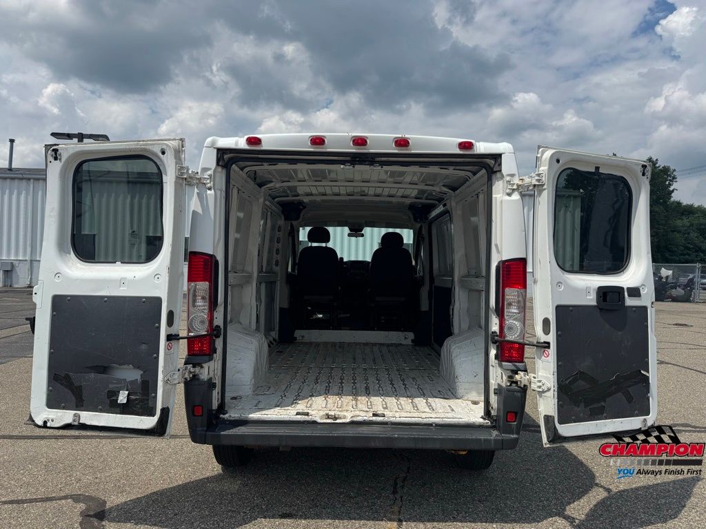 2014 Ram ProMaster 1500 Cargo Van photo 4