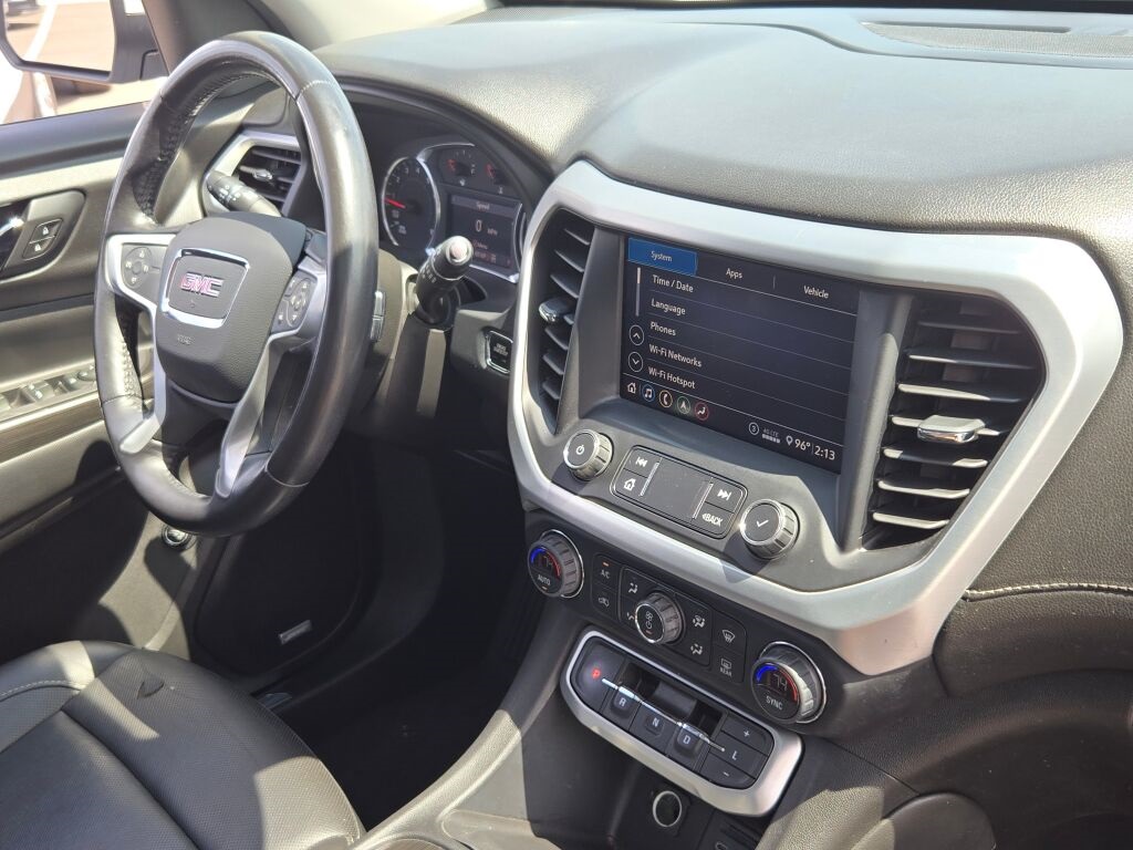 2020 Gmc Acadia SLT photo 6
