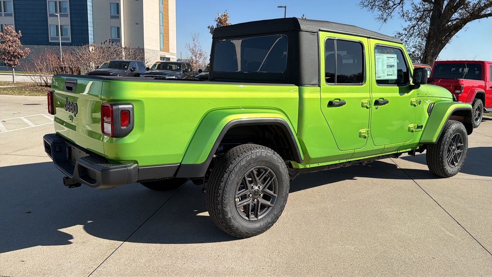 2026 Jeep Gladiator Sport S photo 3