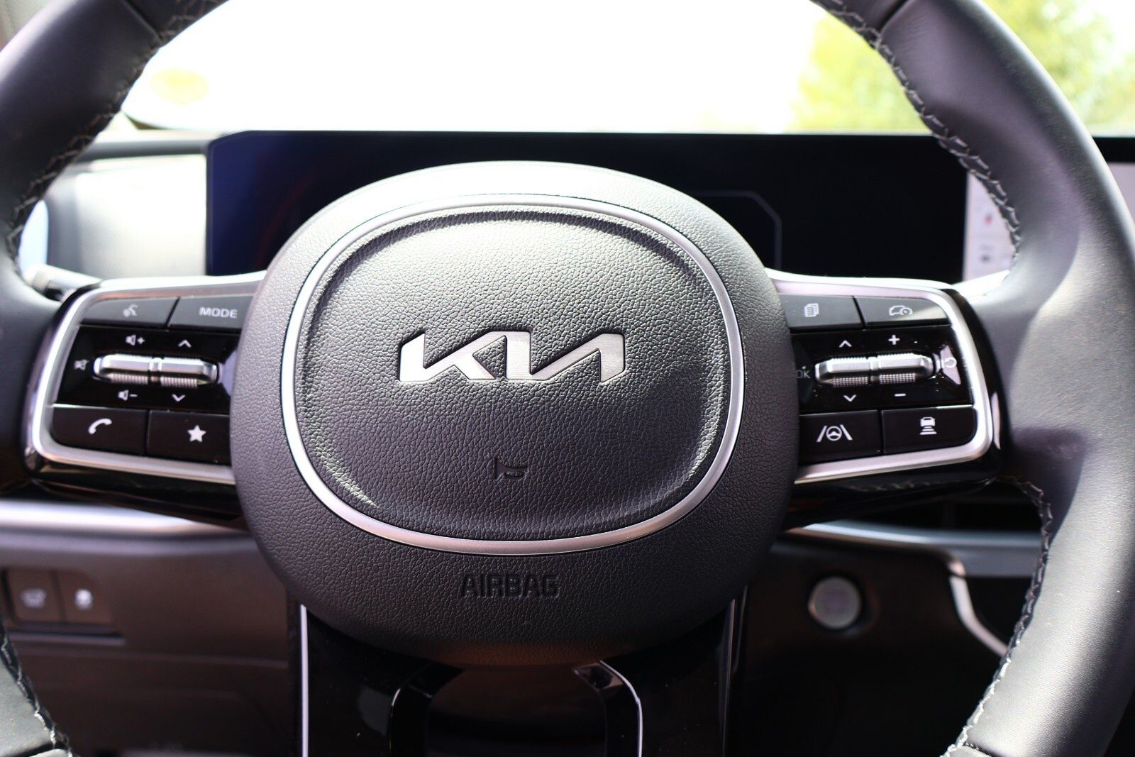 2024 Kia Sorento X-Line SX photo 25