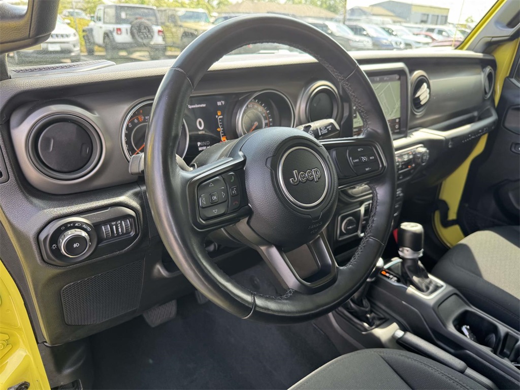 2022 Jeep Wrangler Unlimited High Tide photo 2