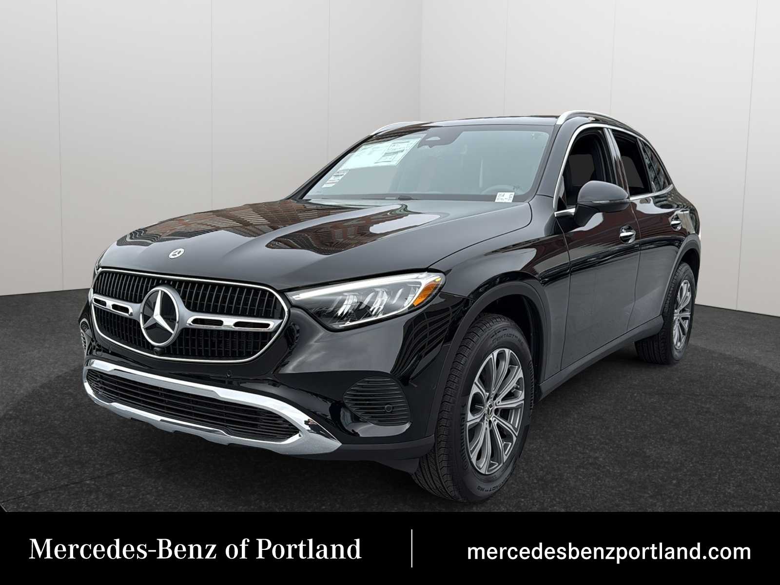 2026 Mercedes-Benz GLC Base's photo