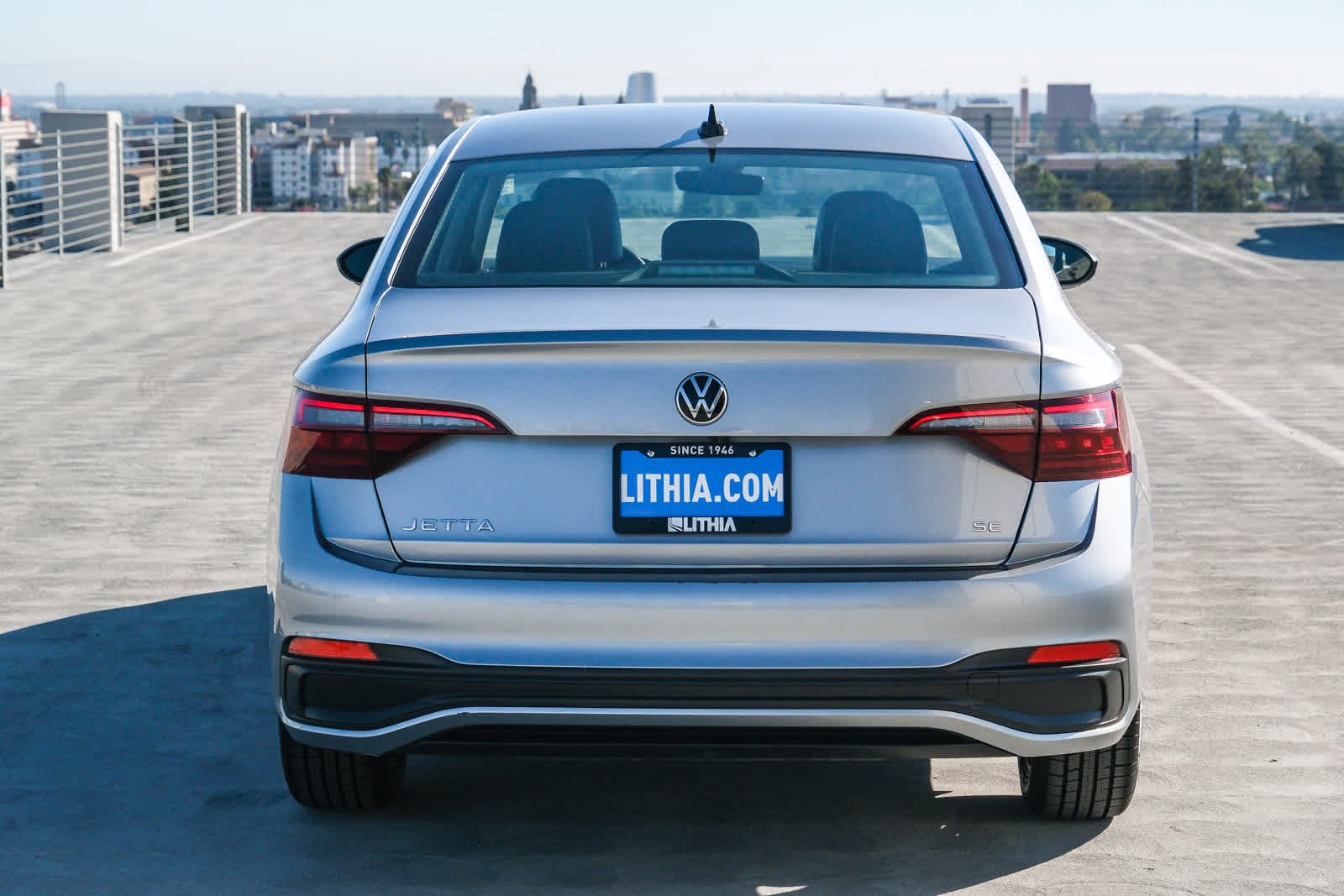 2024 Volkswagen Jetta SE photo 4