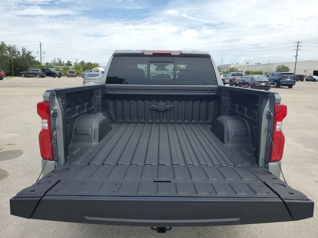 2026 Chevrolet Silverado 1500 RST photo 22