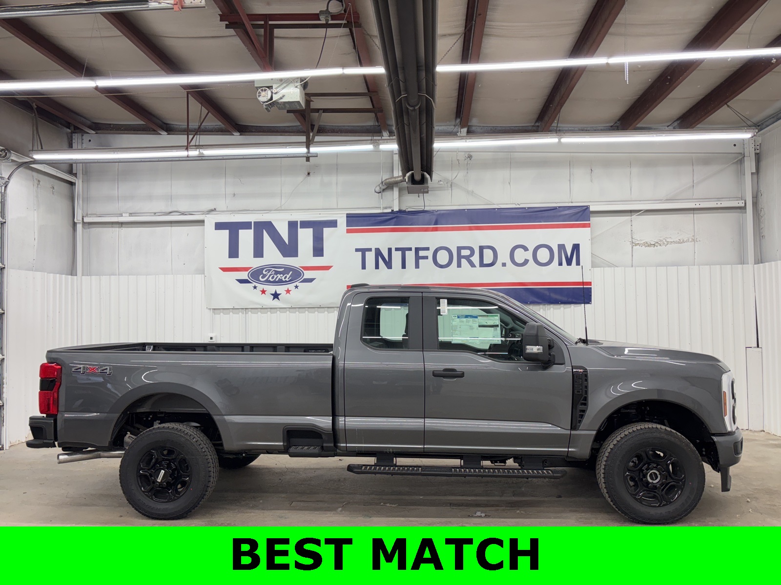 2025 Ford F-350 Super Duty XL's photo