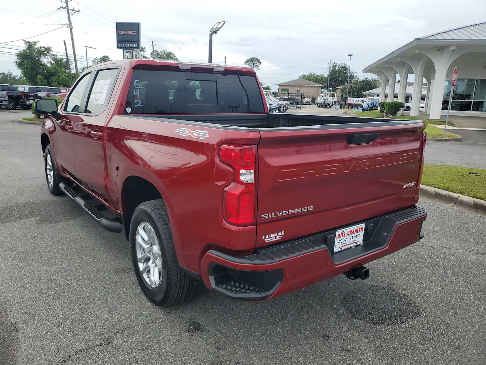2025 Chevrolet Silverado 1500 RST photo 3
