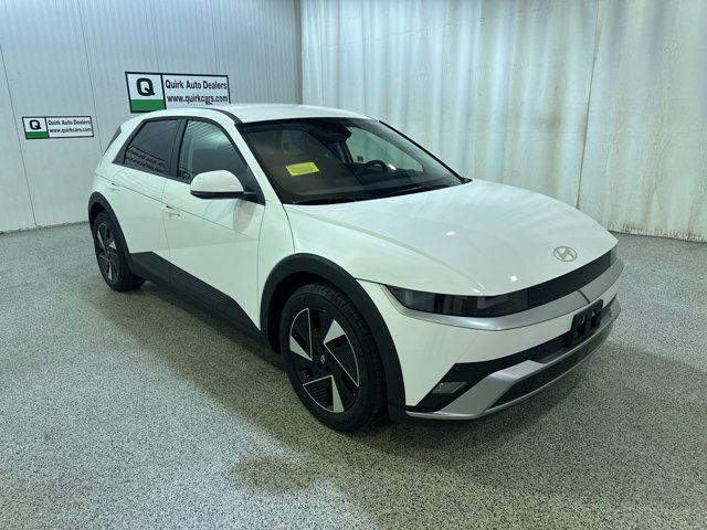 2026 Hyundai IONIQ 5 SE's photo