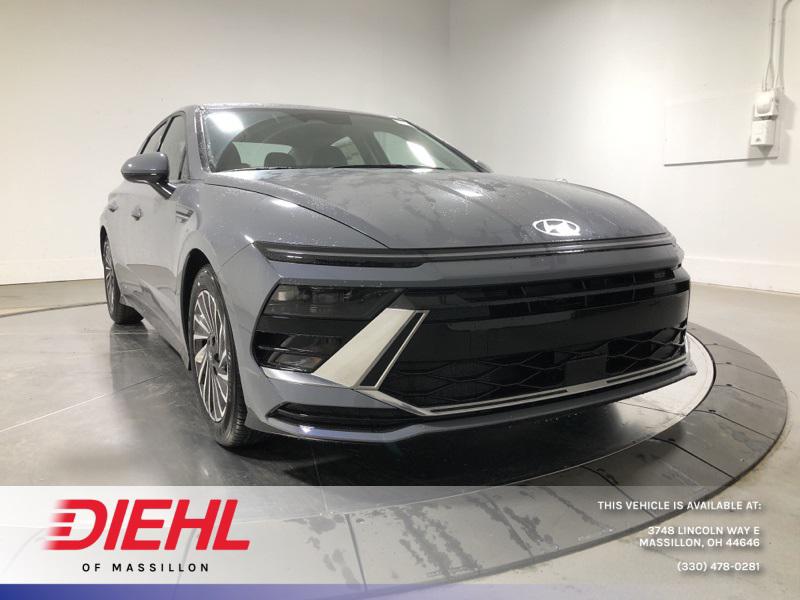 2025 Hyundai Sonata Hybrid SEL's photo