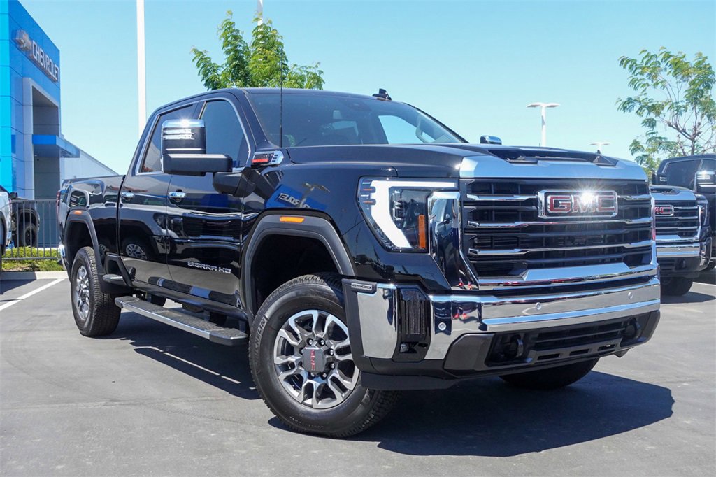 2025 GMC Sierra 2500HD SLT's photo
