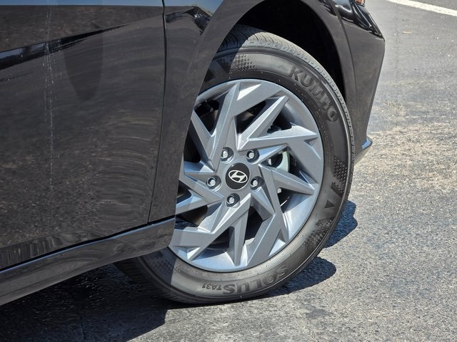 New 2025 Black Hyundai Blue image 8