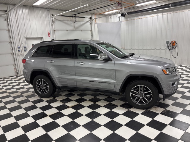 Used 2019 Jeep Grand Cherokee Limited with VIN 1C4RJFBG9KC785248 for sale in Rochester, Minnesota