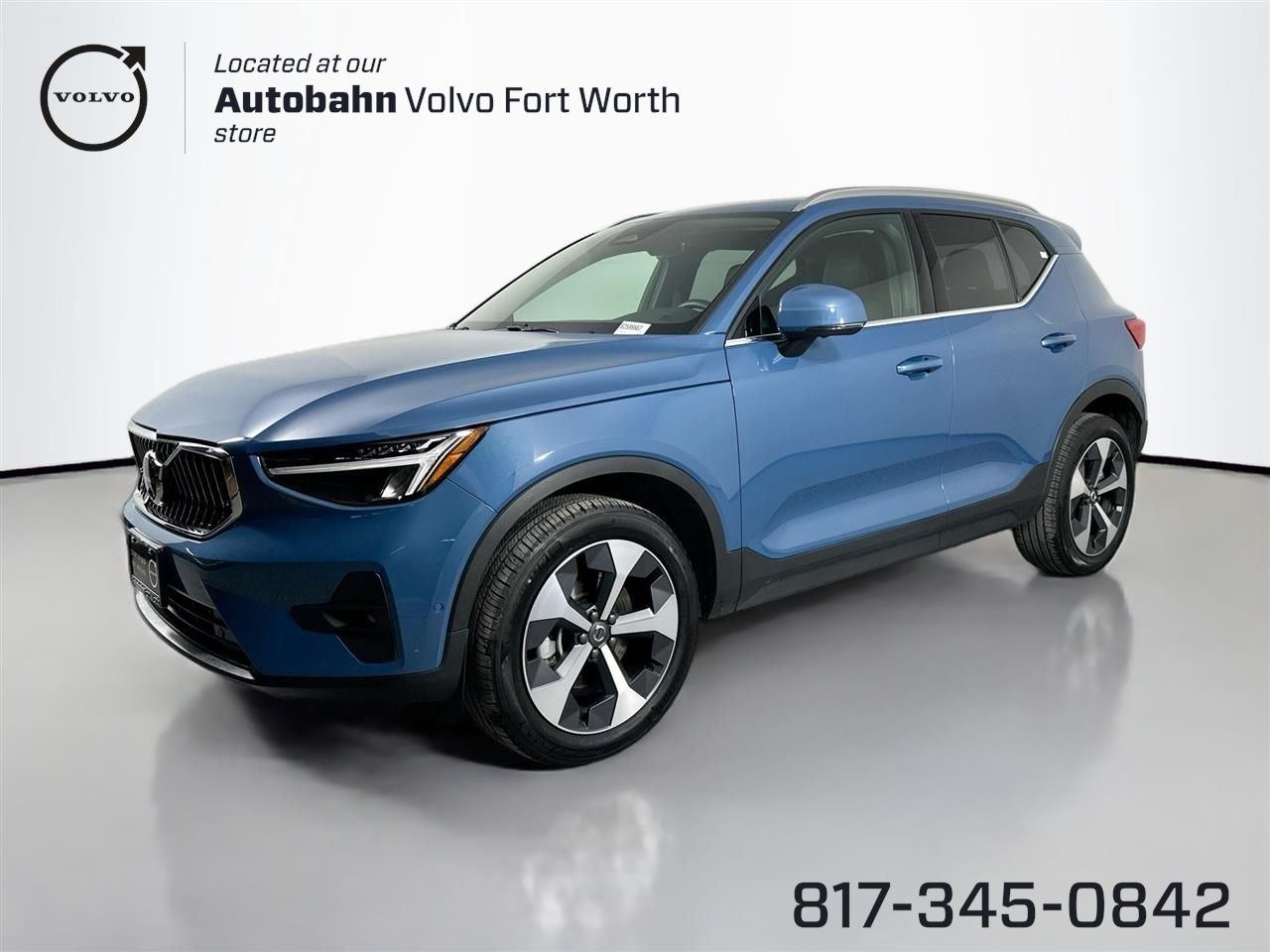 2025 Volvo XC40 Plus