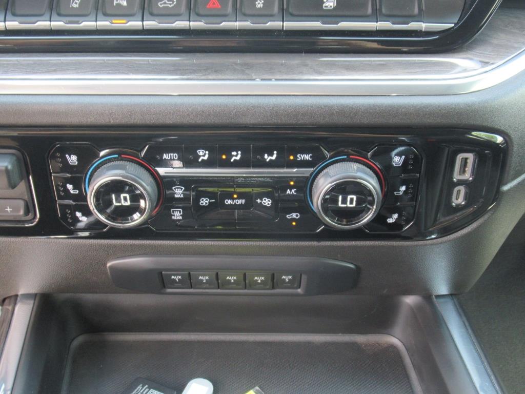 2024 Chevrolet Silverado 2500HD LTZ photo 25