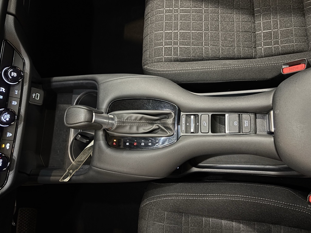 2023 Honda HR-V LX photo 17