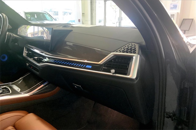 2023 Bmw X7 M60i photo 14