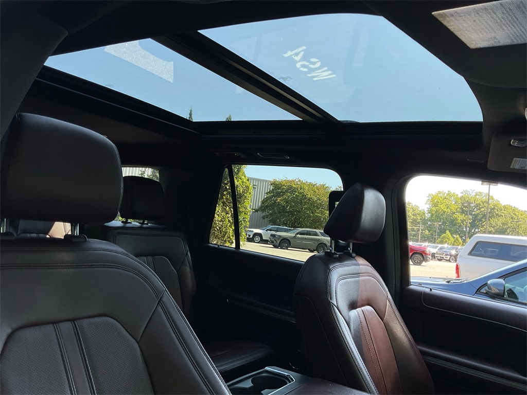2023 Ford Expedition Limited photo 22