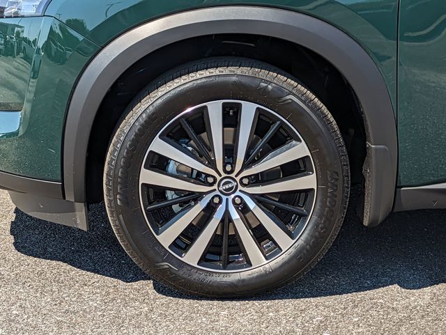 2025 Nissan Pathfinder Platinum photo 10