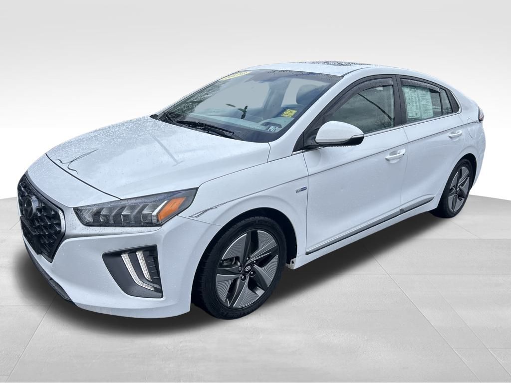 2020 Hyundai IONIQ SEL's photo