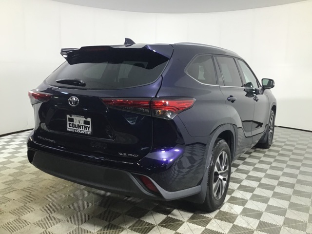 2021 Toyota Highlander XLE photo 7