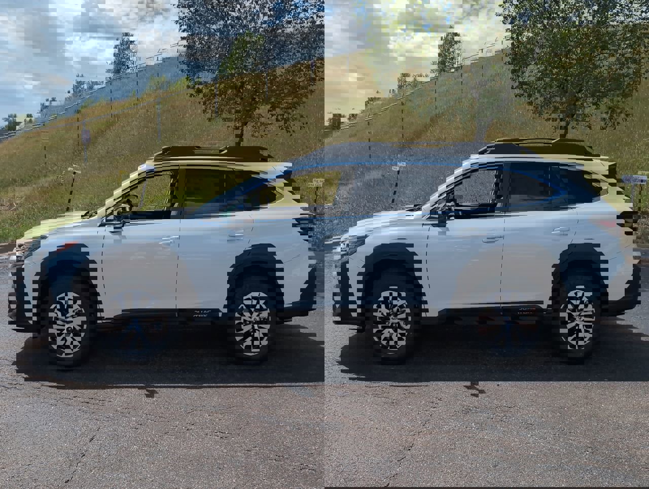 2025 Subaru Outback Premium photo 4