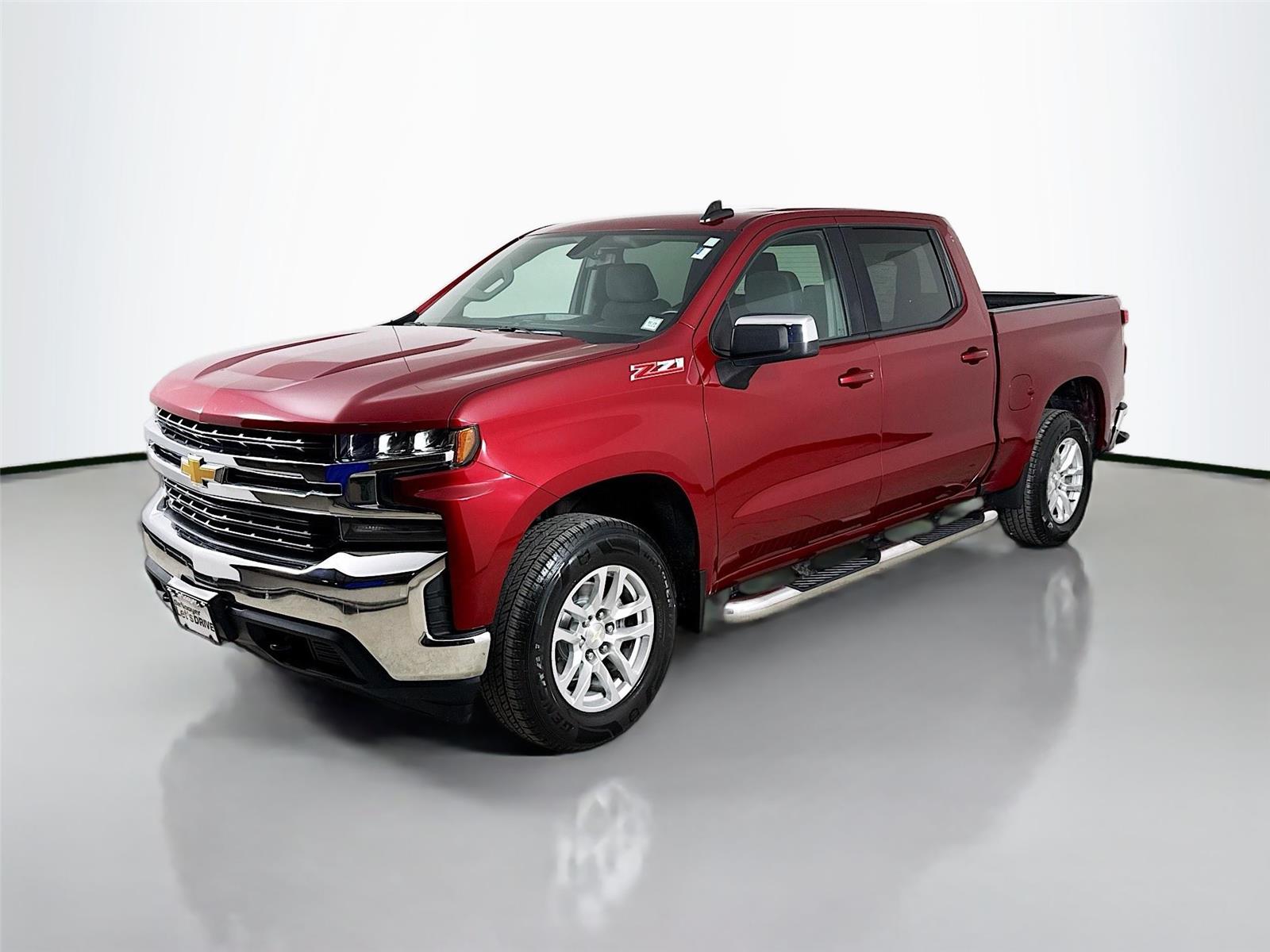 2019 Chevrolet Silverado 1500 LT photo 2